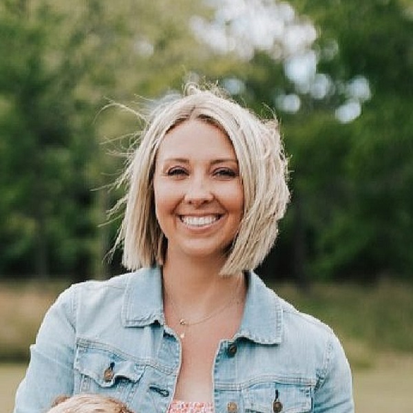 Headshot of Stefanie McCully, VP of Revenue Cycle Management Services for RethinkBH